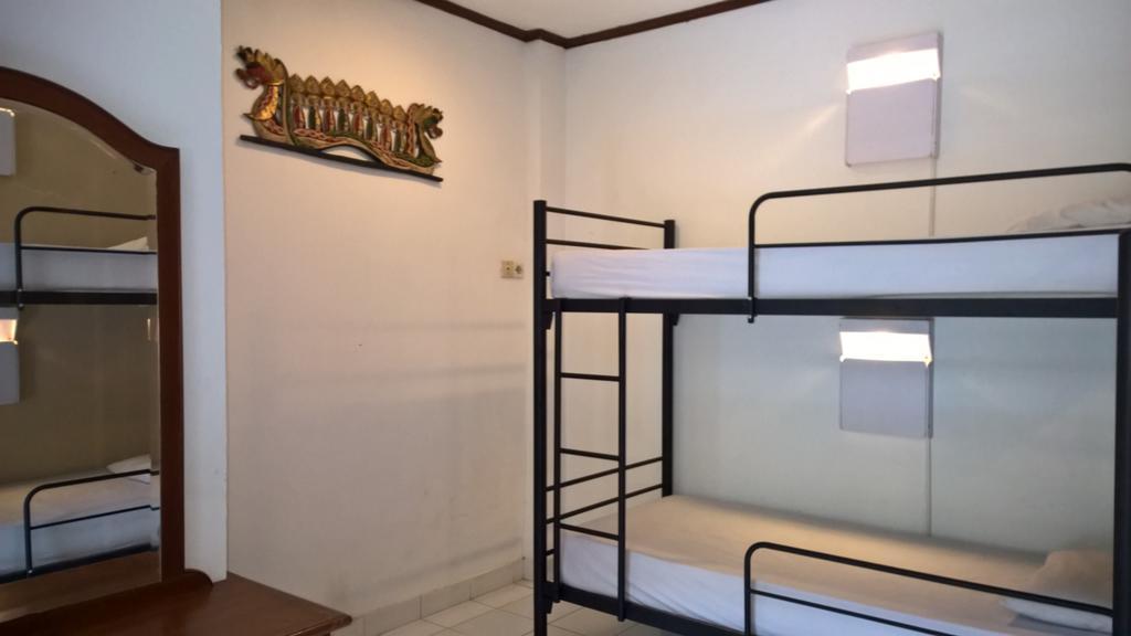 קוטה לומבוק Hotel Ratna מראה חיצוני תמונה
